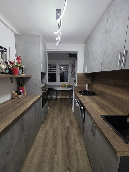 1 Decembrie 1918, Trapezului, Prevederii.